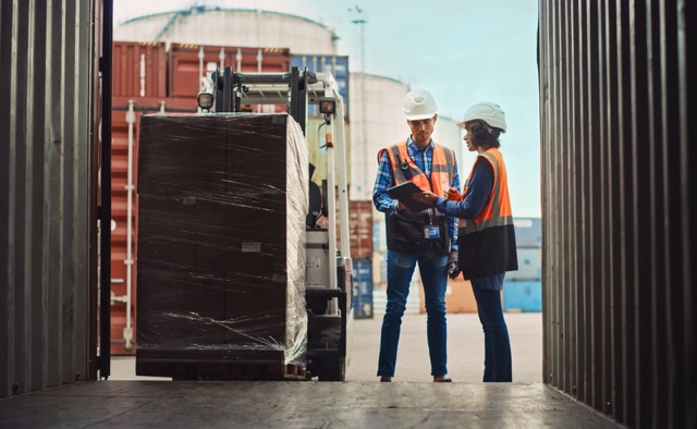 Operator optimizing their last-mile delivery management